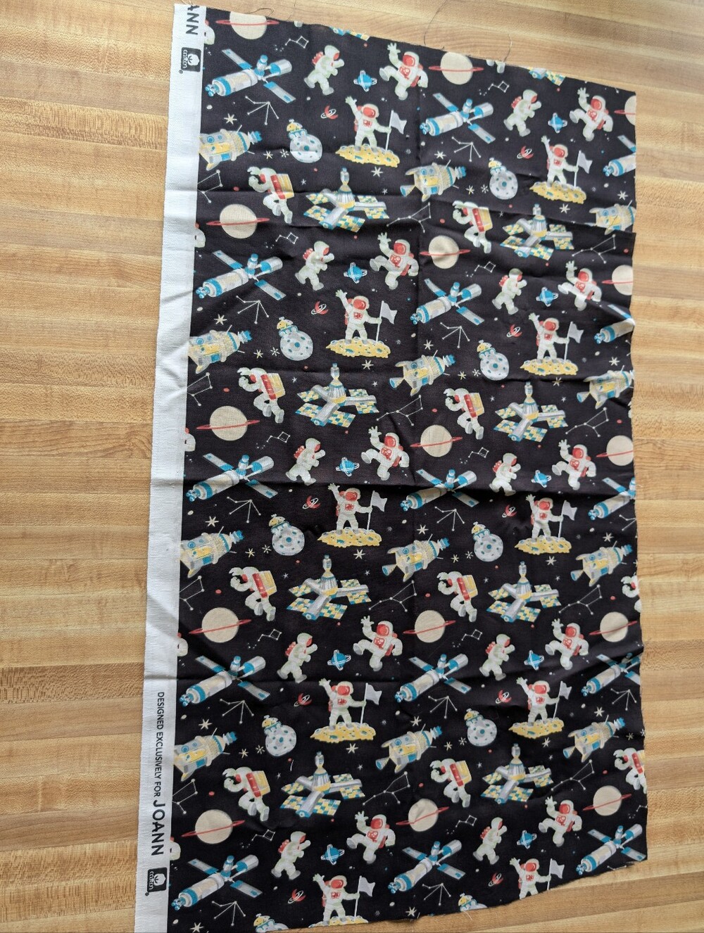 Colorful, Fun Patterns Cut Fabric Bundle (5 Pieces) - Picture 8 of 16